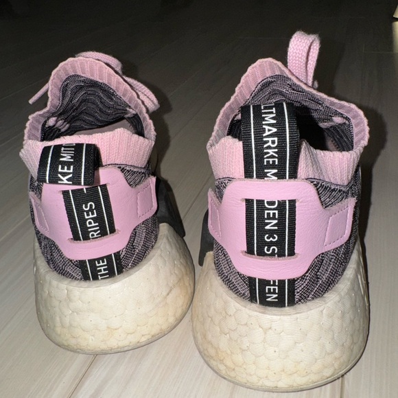 Adidas Boost Pink & Black (W 9) - Picture 4 of 6